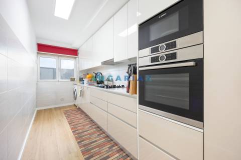 ANG1602 - Apartamento T3 para Venda em Leiria