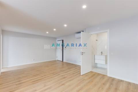 ANG1615 - Apartamento T2 para Venda em Marrazes,  Leiria