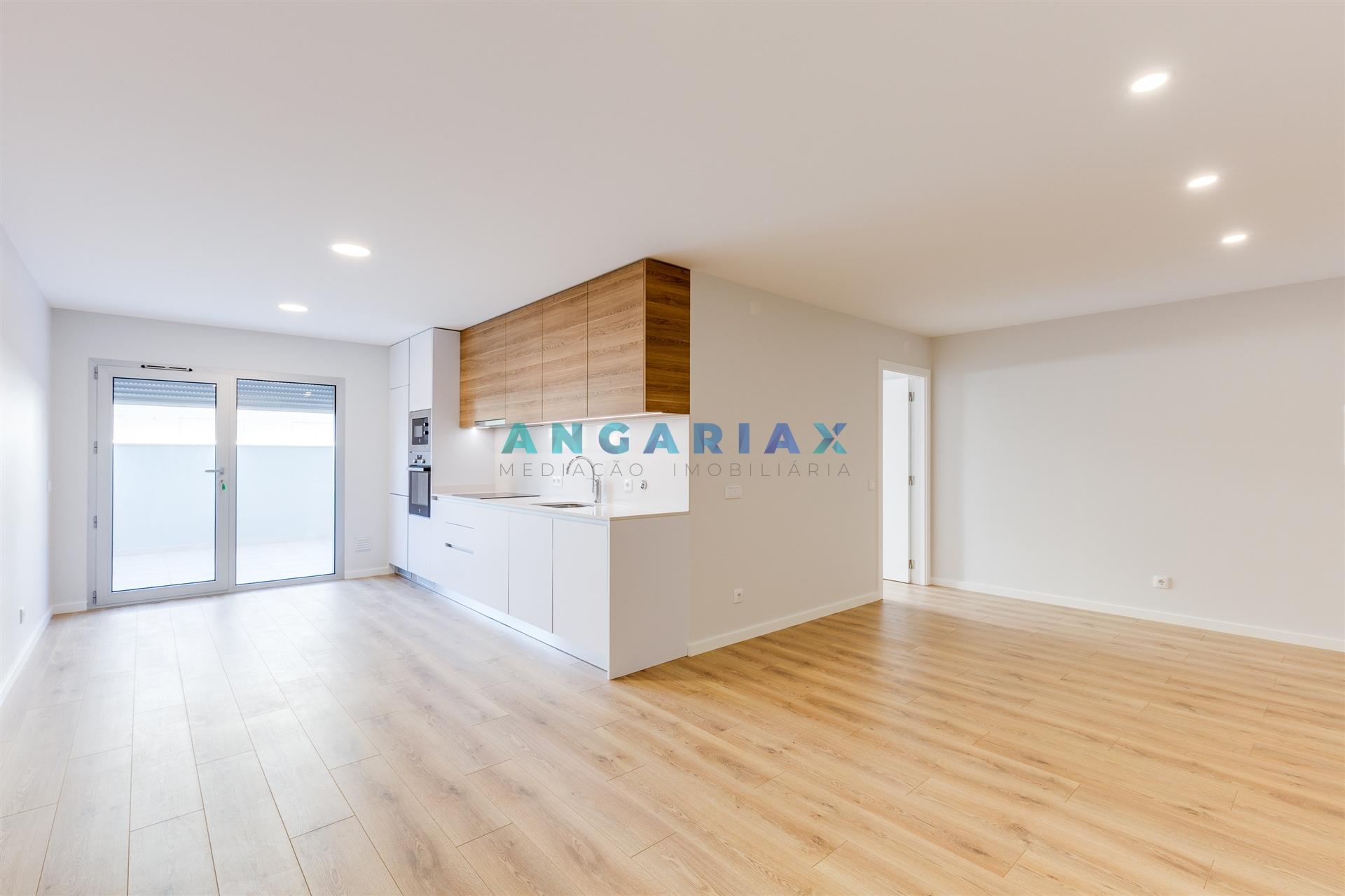 ANG1615 - Apartamento T2 para Venda em Marrazes,  Leiria
