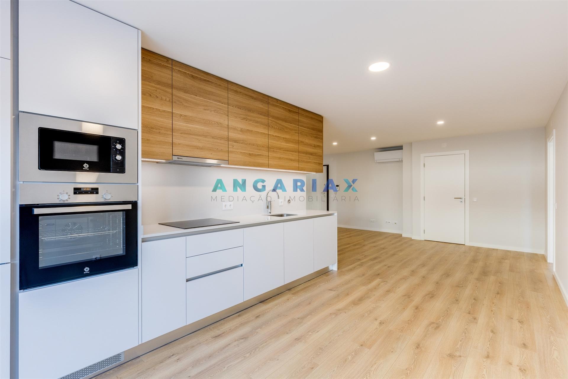 ANG1615 - Apartamento T2 para Venda em Marrazes,  Leiria
