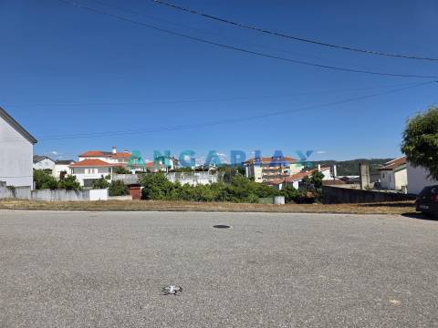 ANG1628 - Terreno para Venda em Ourém