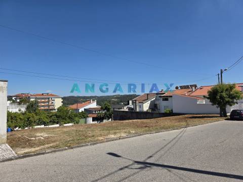 ANG1628 - Terreno para Venda em Ourém