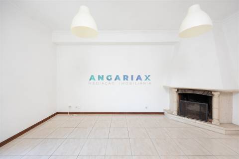 ANG1627 - Apartamento T3 para Venda em Telheiro, Leiria