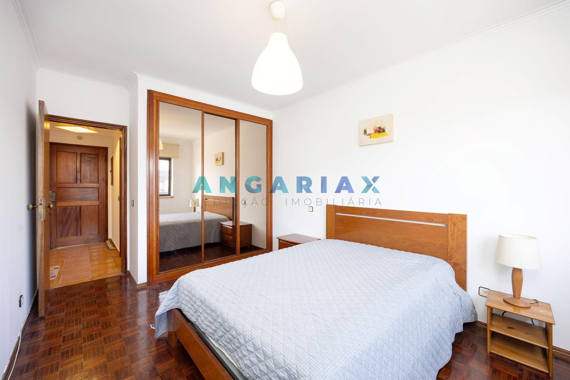 ANG1635 - Apartamento T1 para Arrendamento em Leiria