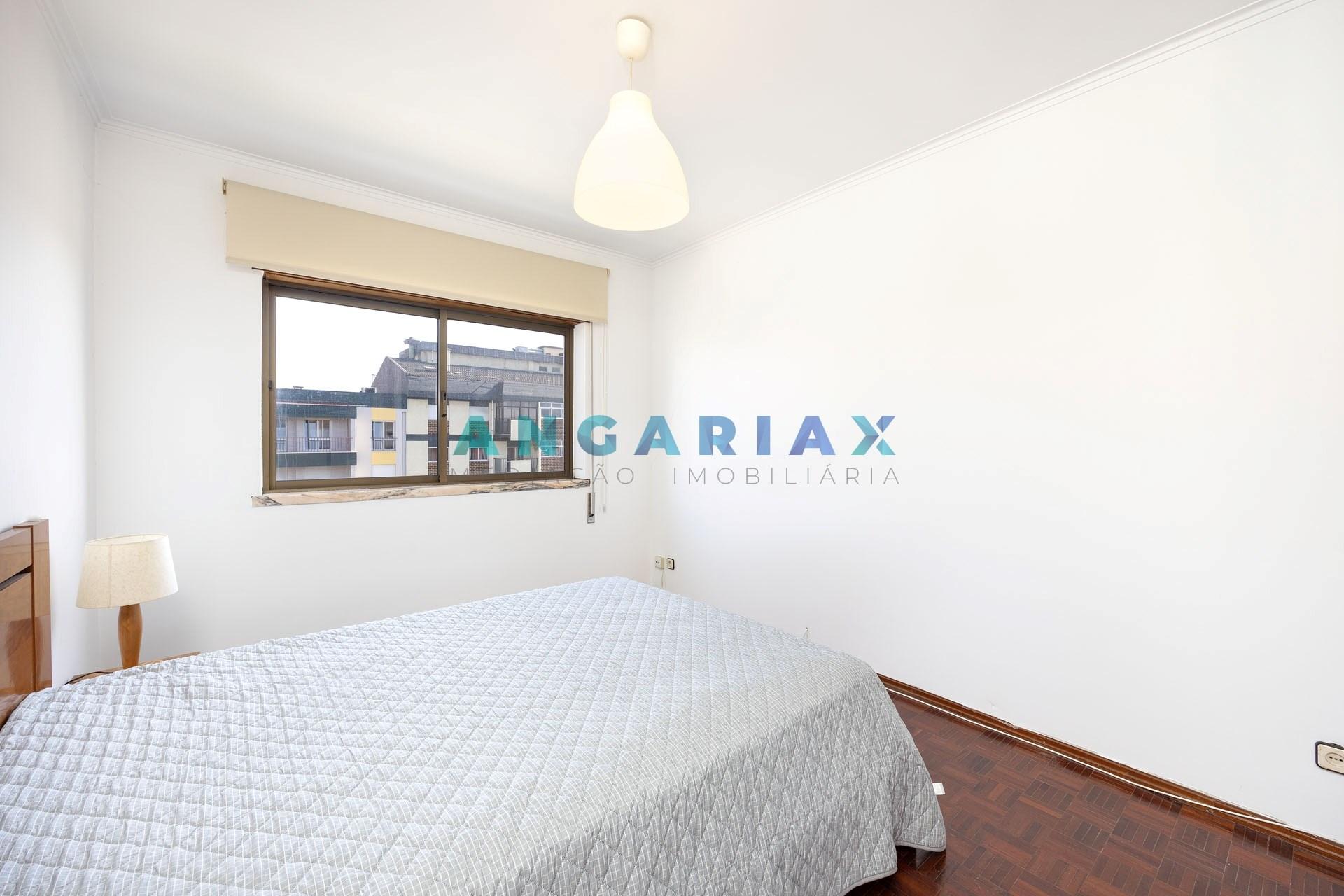 ANG1635 - Apartamento T1 para Arrendamento em Leiria
