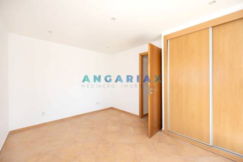 ANG1636 - Moradia T2 para Venda em Chainça