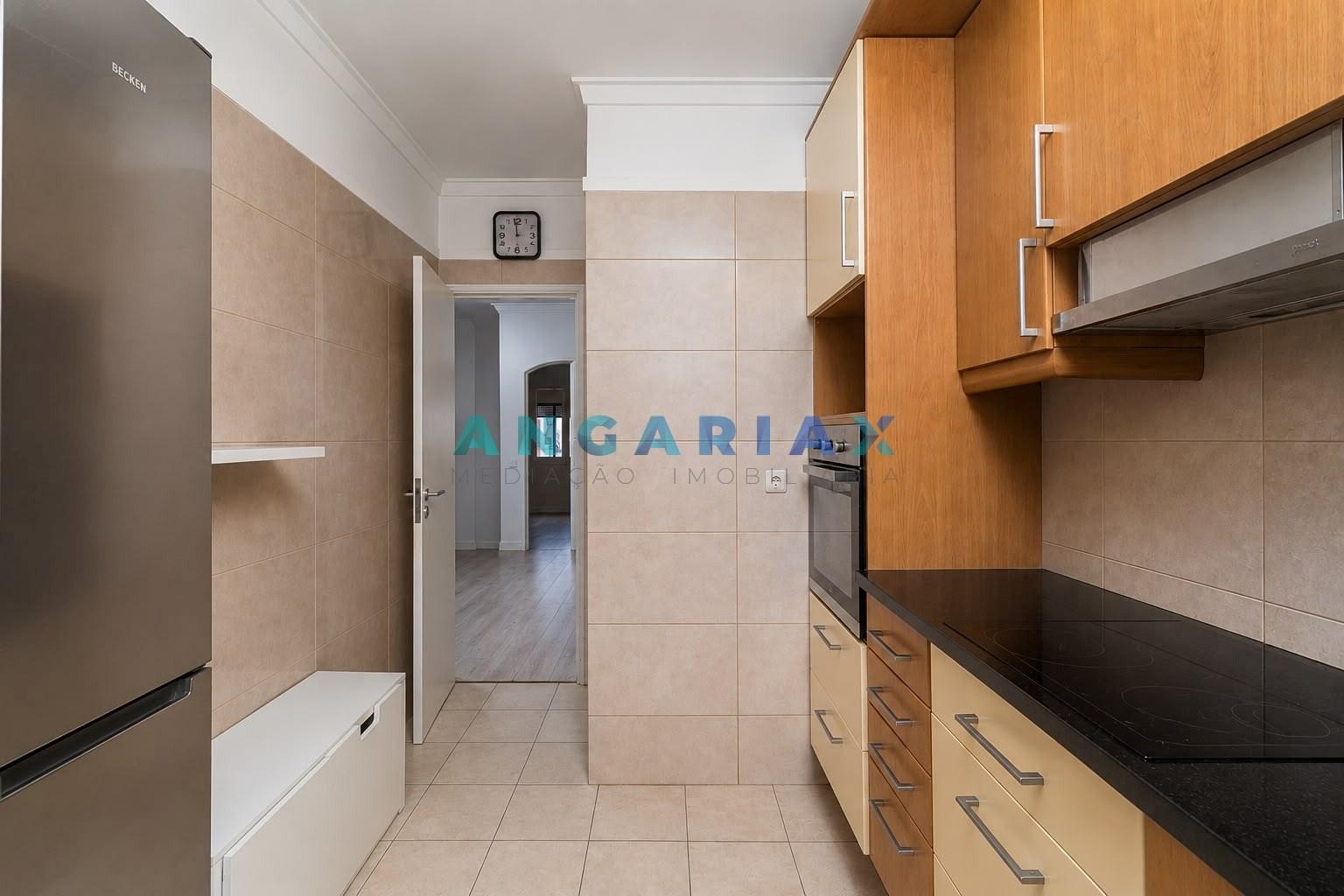 ANG1638 - Apartamento T2 para Venda em Almada, Almada
