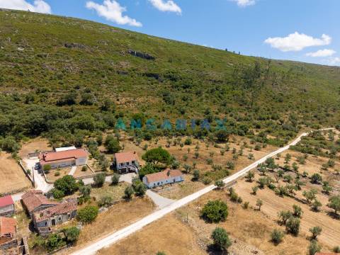ANG1641 - Moradia T2 para Venda em Serro Ventoso, Porto de Mós