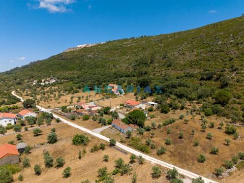 ANG1641 - Moradia T2 para Venda em Serro Ventoso, Porto de Mós