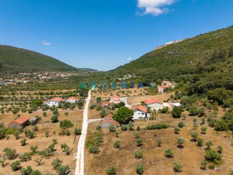 ANG1641 - Moradia T2 para Venda em Serro Ventoso, Porto de Mós