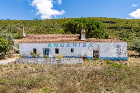 ANG1641 - Moradia T2 para Venda em Serro Ventoso, Porto de Mós