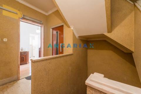 ANG1642 - Apartamento T2 para Venda em Monte Abraão, Lisboa