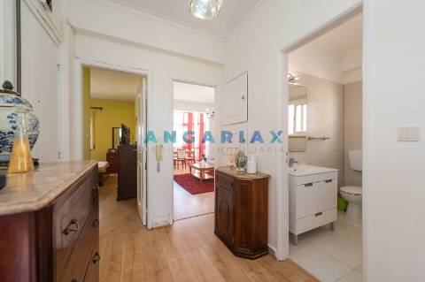 ANG1642 - Apartamento T2 para Venda em Monte Abraão, Lisboa
