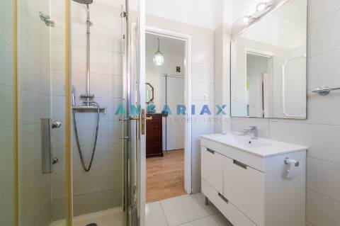 ANG1642 - Apartamento T2 para Venda em Monte Abraão, Lisboa