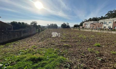 Terreno 1500m² p/ construção - Vilar e Mosteiró