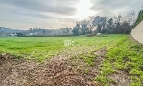 Terreno 10.000m² - Lemenhe