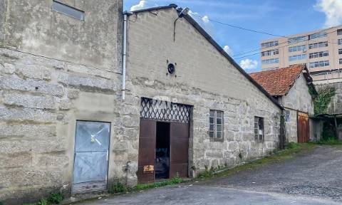 Armazém 1.440m² - Bairro
