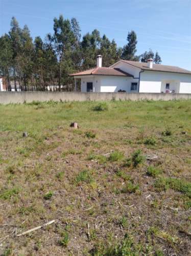 Terreno para construção / 722m2 / Barosa