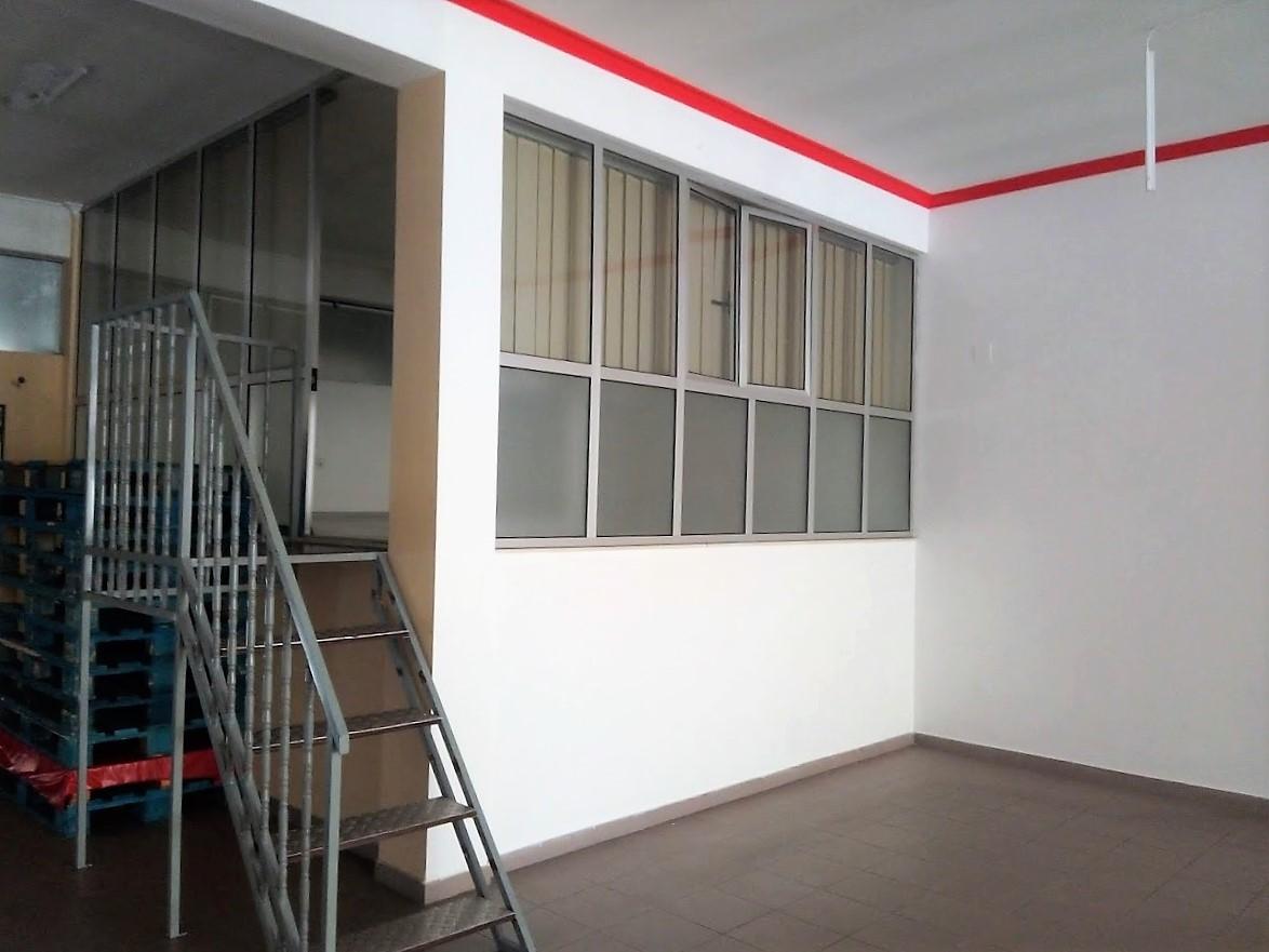 Loja para venda na Gândara dos Olivais