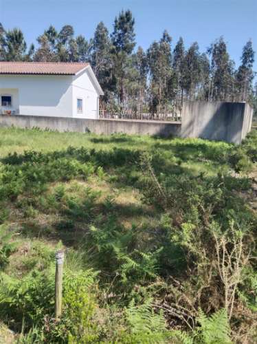 Terreno para construção / 722m2 / Barosa