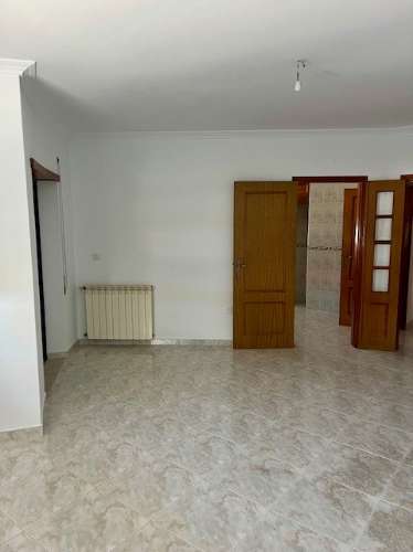 Arrendamento / Apartamento T2 / Casal Galego / Marinha Grande