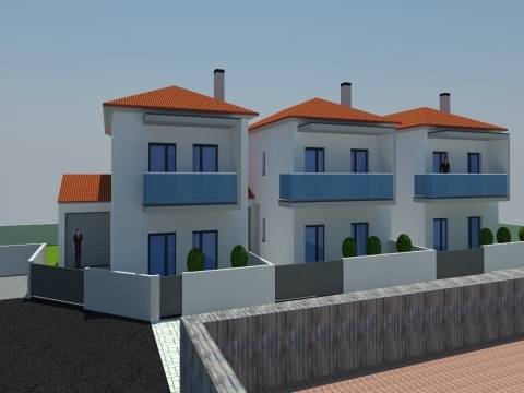 Moradias T3+1 / Garagem / Jardim / Logradouro / Amor / Leiria