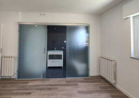 Moradia T3+3 isolada / Terreno / Poço / Carvide / Leiria