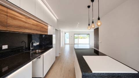 Moradia Nova T3+1 / Jardim/ Churrasqueira / Boa Vista / Leiria