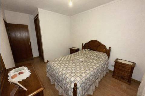 Apartamento T2 / Garagem / Varanda / Gândara dos Olivais / Leiria