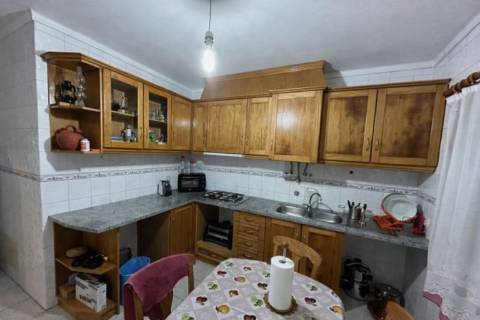 Apartamento T2 / Garagem / Varanda / Gândara dos Olivais / Leiria