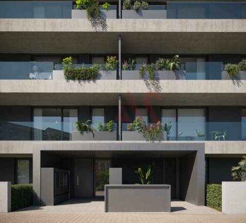 Apartamento T3 no "Empreendimento Santa Marinha" em Gaia, Porto.