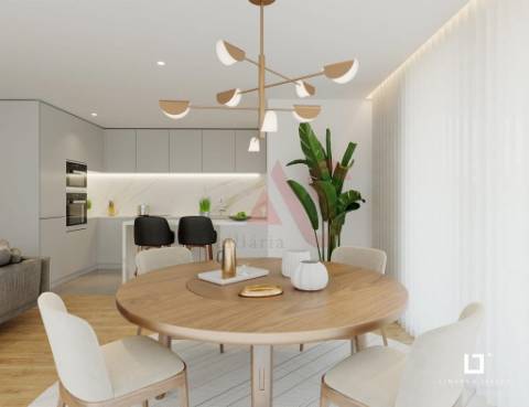 Apartamento T3 no "Empreendimento Santa Marinha" em Gaia, Porto.