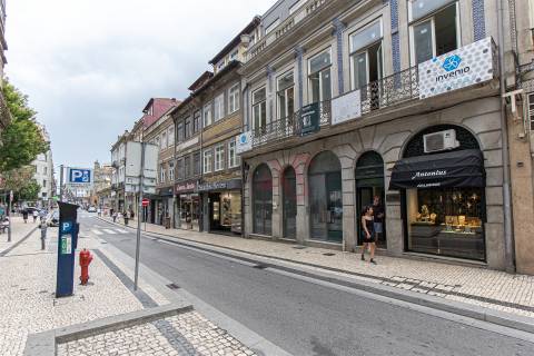 Apartamentos T0+Mezzanine, no coração da Baixa do Porto