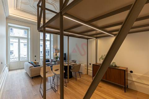 Apartamentos T0+Mezzanine, no coração da Baixa do Porto