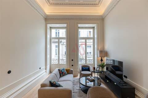 Apartamentos T0+Mezzanine, no coração da Baixa do Porto
