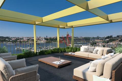 Apartamento T4 no Empreendimento Marina Douro, em Vila Nova de Gaia