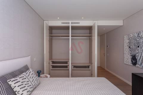 Apartamento T3 NOVOS desde 1.000.000 € no Empreendimento Prata Riverside Village