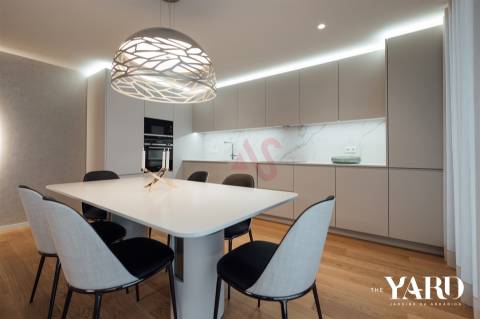 Apartamento T2  com Segurança 24 H, Ginásio, no THE YARD NEXT JARDINS D’ARRÁBIDA, Vila Nova de Gaia