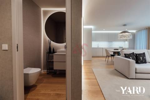 Apartamento T2  com Segurança 24 H, Ginásio, no THE YARD NEXT JARDINS D’ARRÁBIDA, Vila Nova de Gaia