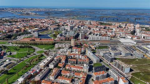 Moradia T4  de Luxo em pleno coração de Aveiro - Aceitamos Permuta