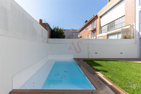 Moradia T4  de Luxo em pleno coração de Aveiro - aceitamos permuta