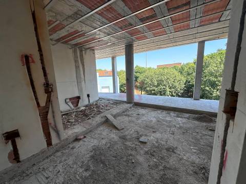 Apartamento T2 em construção no Empreendimento Paranhos Park no Porto