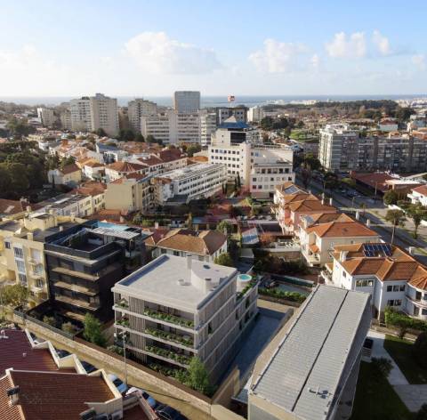 Apartamento T4 Duplex com jacuzzi em construção no Empreendimento Paulo Dias Novais 45 no Porto