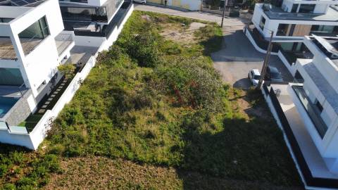 Terreno para Construção – Lote 20 - Excelente Oportunidade em Odivelas!