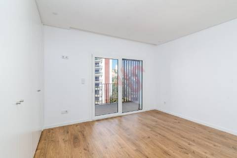 Apartamento T3 NOVO na Urbanização Colinas do Cruzeiro, em Odivelas