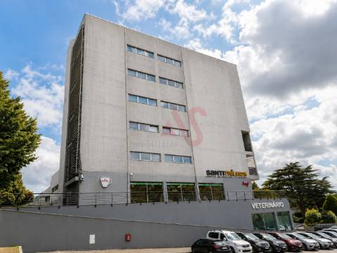 Escritório em Ermesinde, Valongo com 4 lugares de estacionamento