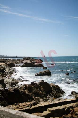 Apartamento T4 + 1 Duplex para Restauro | Foz do Douro | 132 m² |