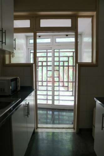 Apartamento T4 + 1 Duplex para Restauro | Foz do Douro | 132 m² |