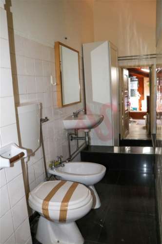 Apartamento T4 + 1 Duplex para Restauro | Foz do Douro | 132 m² |