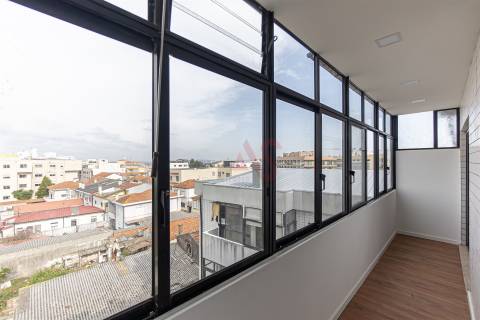T2 totalmente renovado em Custóias, Matosinhos